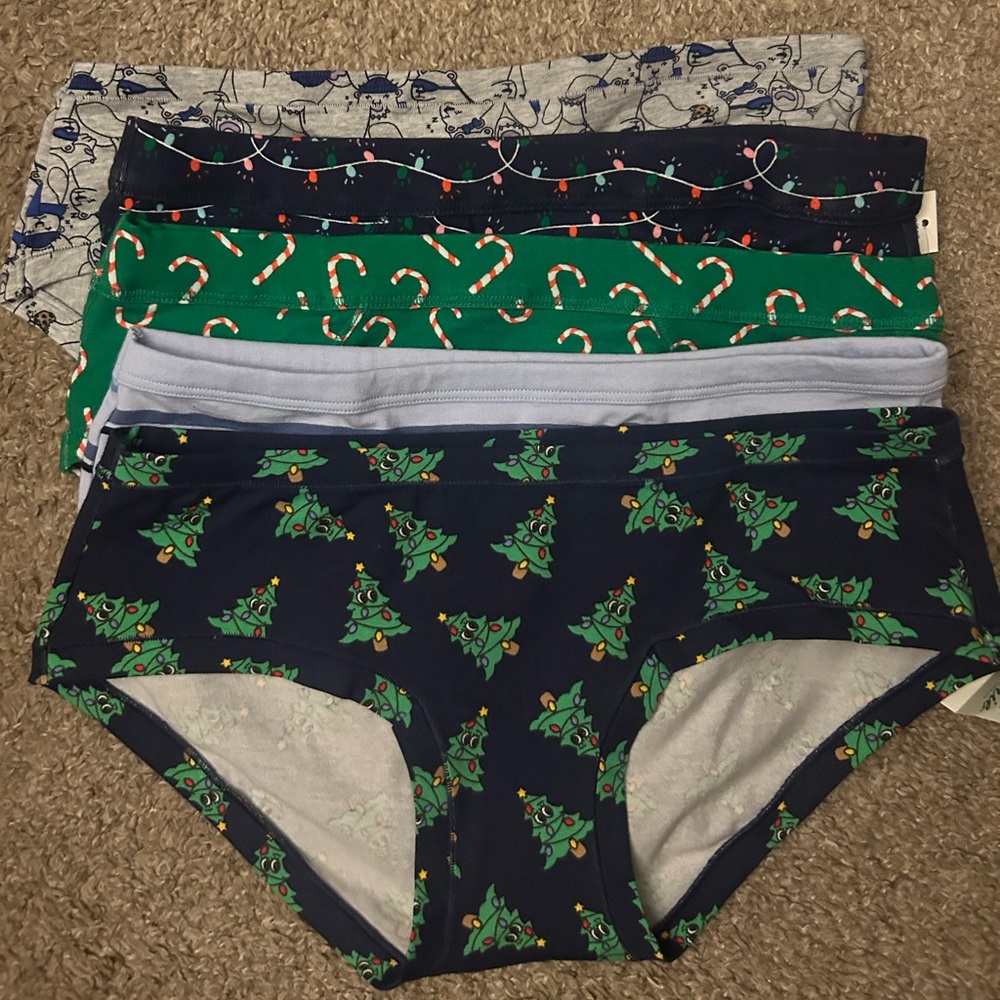 Aerie christmas/winter underwear bundle